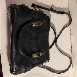 This katte tote bag is in good condition